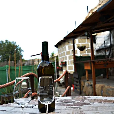 Casas Cueva Alfer بيت للعطل Fasnia