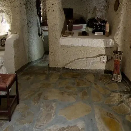 Casas Cueva Alfer *