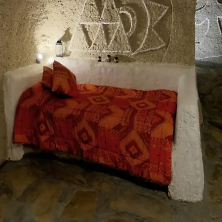 Casas Cueva Alfer